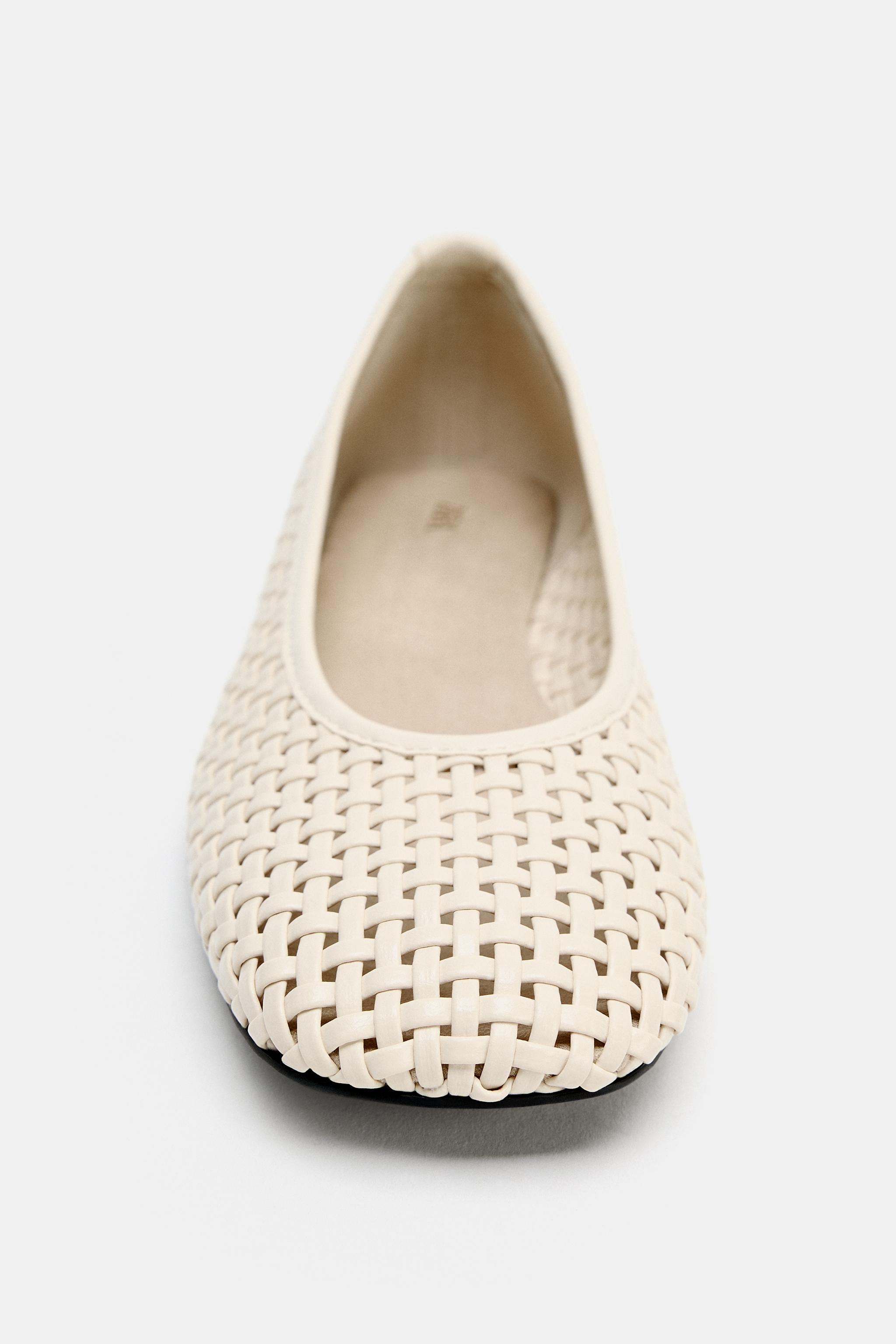 BALLERINES EN TISSU TRESSÉ